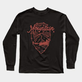 The Mountain Awaits Vintage Design Long Sleeve T-Shirt